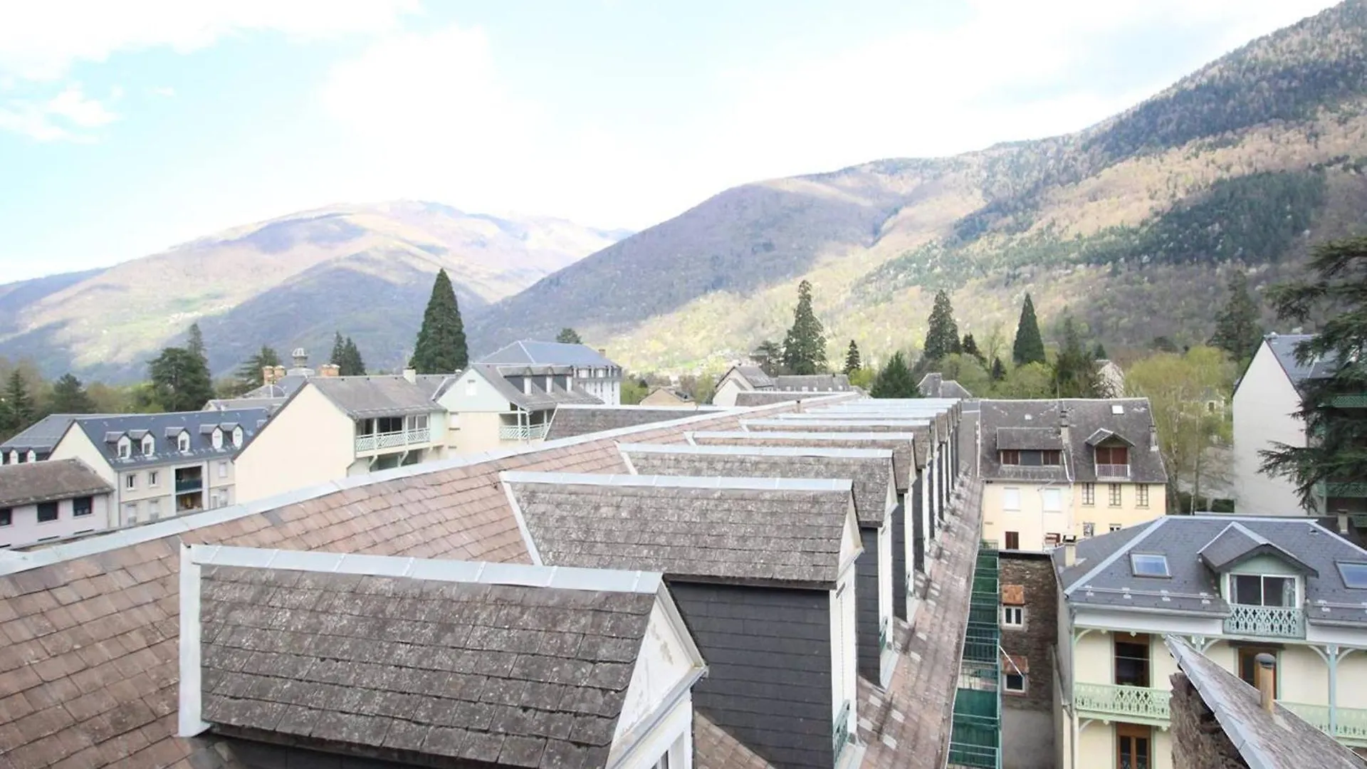 Apartamento Elegant T3 Duplex Avec Ascenseur A Luchon, Parking Et Wifi - Fr-1-313-242 Bagnères-de-Luchon
